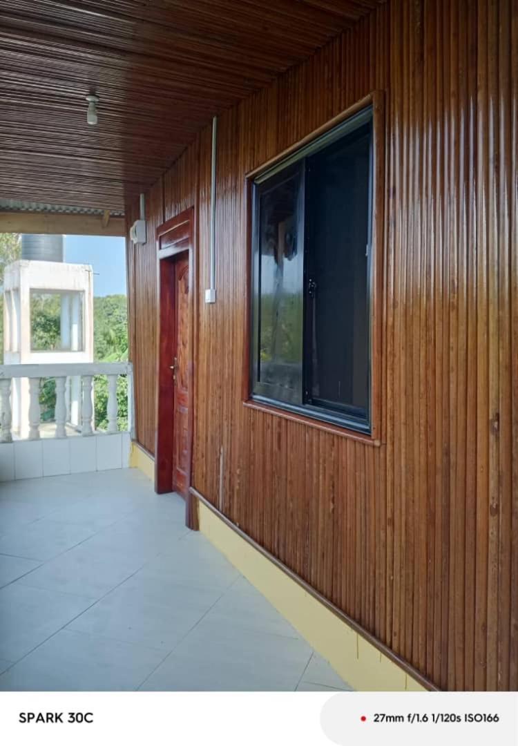 Serenity Haven Lodge Busua Exteriör bild
